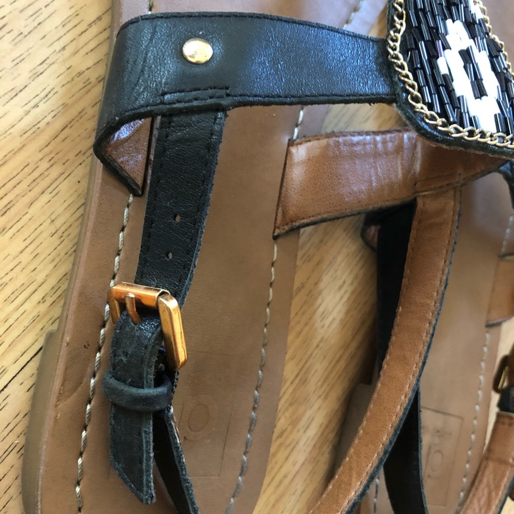 sandals - Picture 3 of 3